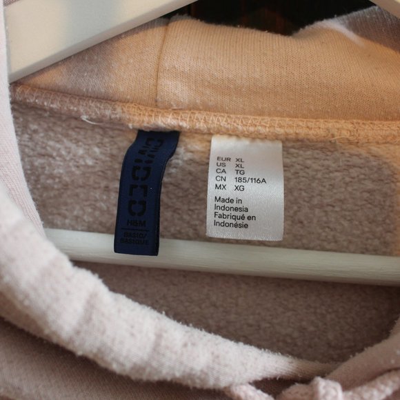 Cropped Pink Hoodie - Picture 3 of 4